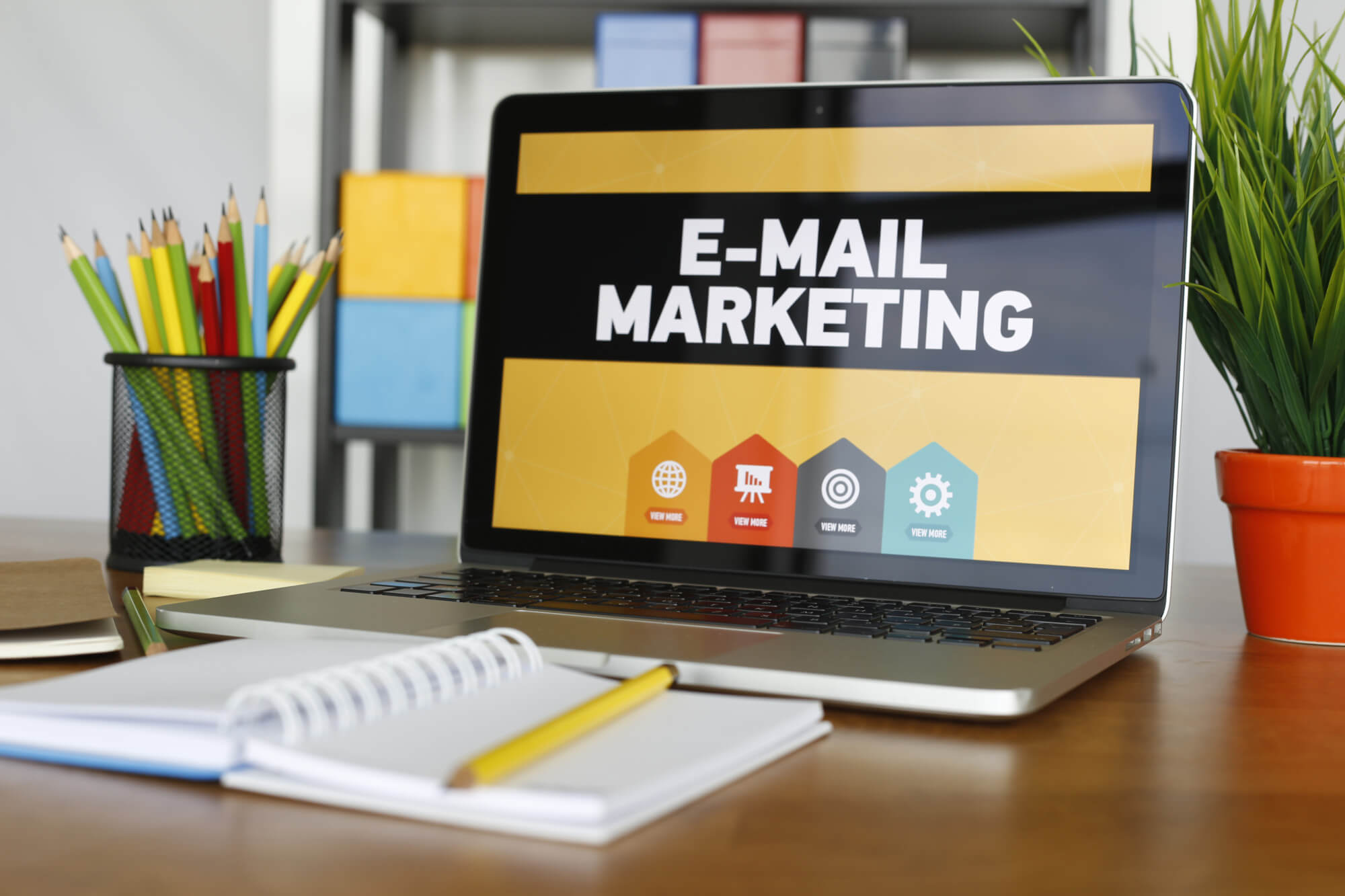  Email marketing được xem là một chiến dịch hiệu quả cho hoạt động tiếp cận khách hàng của các doanh nghiệp.